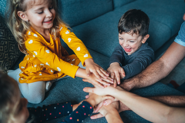 Trucs et astuces pour garder le moral en famille  no 6